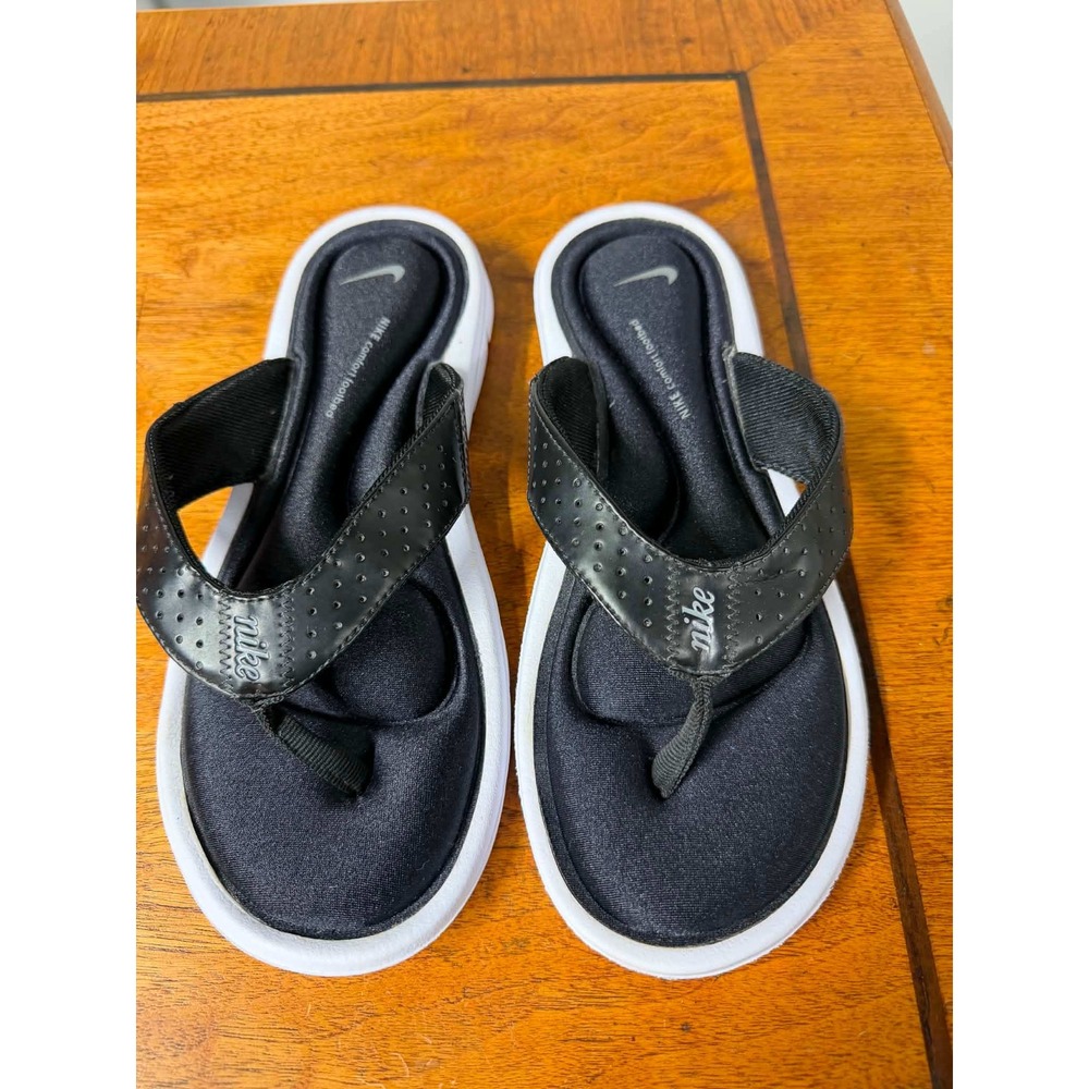 Nike Womens 7 Black Flip Flop Comfort Footbed Athletic Thong Sandals 1983